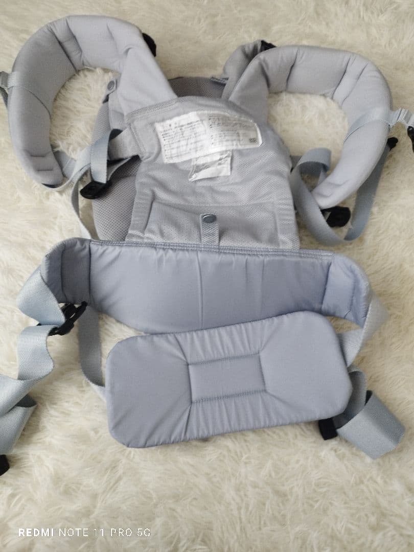 未使用近】angelette Quattro Air 3.2 抱っこひも　グレー