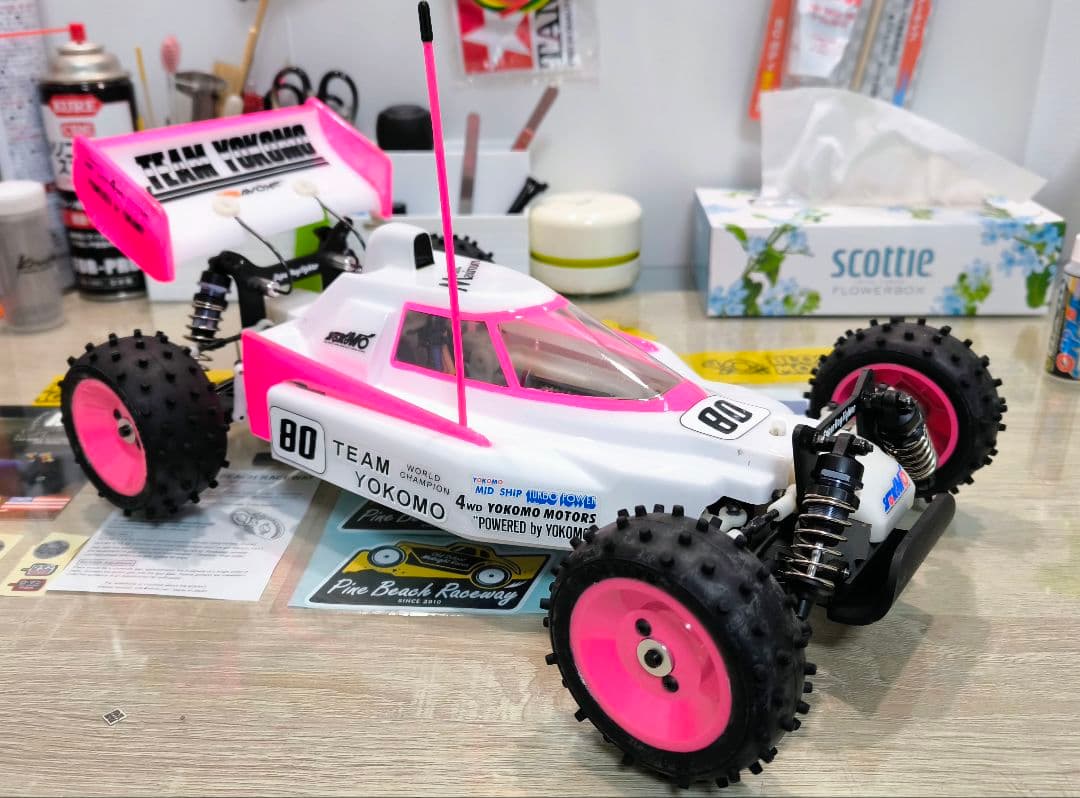 し*ー様 ヨコモ スーパードッグファイター 2.2インチタイヤ付