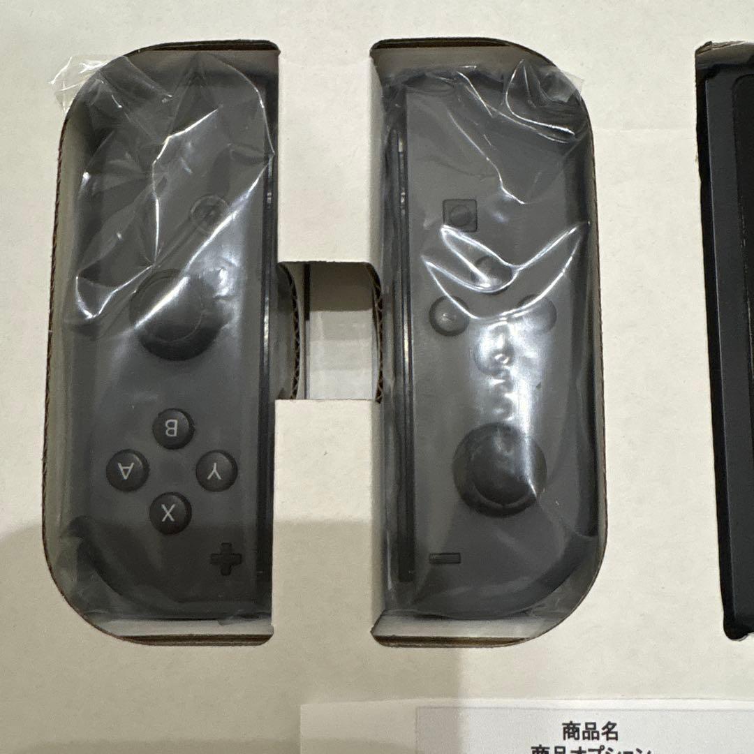 n*.様 Nintendo Switch フルセット ブラック 充電器、本体ケー