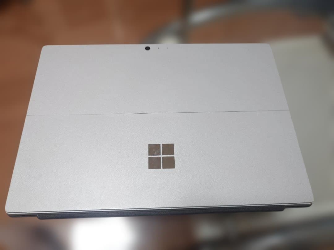 surface pro6 キーボード付属 メモリ８Gb SSD128Gb