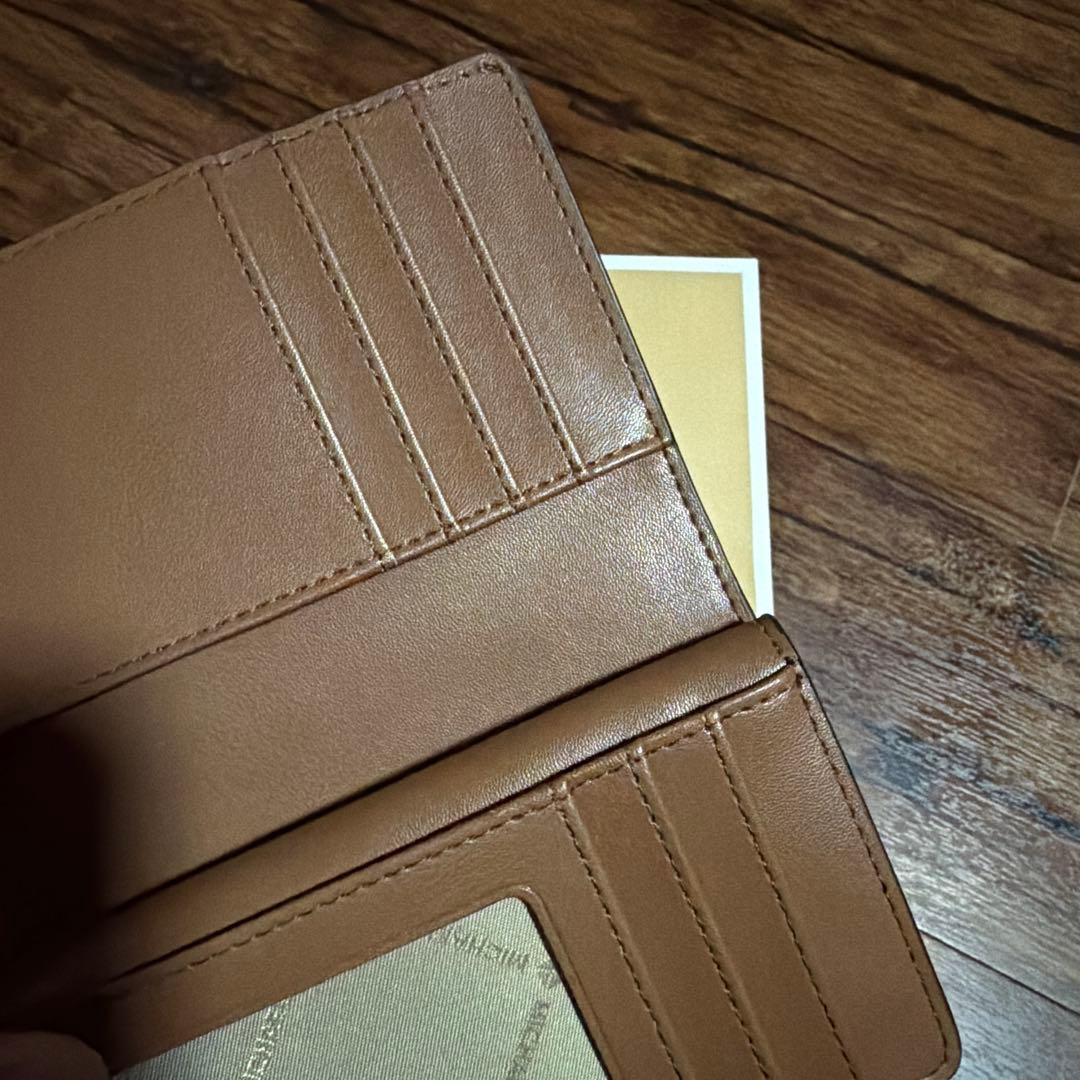 ｛新品同様｝MICHAEL KORS 二つ折り財布 ブラウン