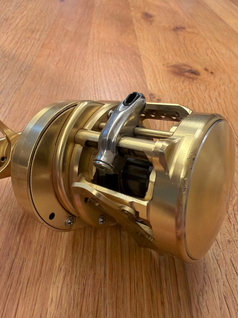 ま*ん様 SHIMANO オシア200HG