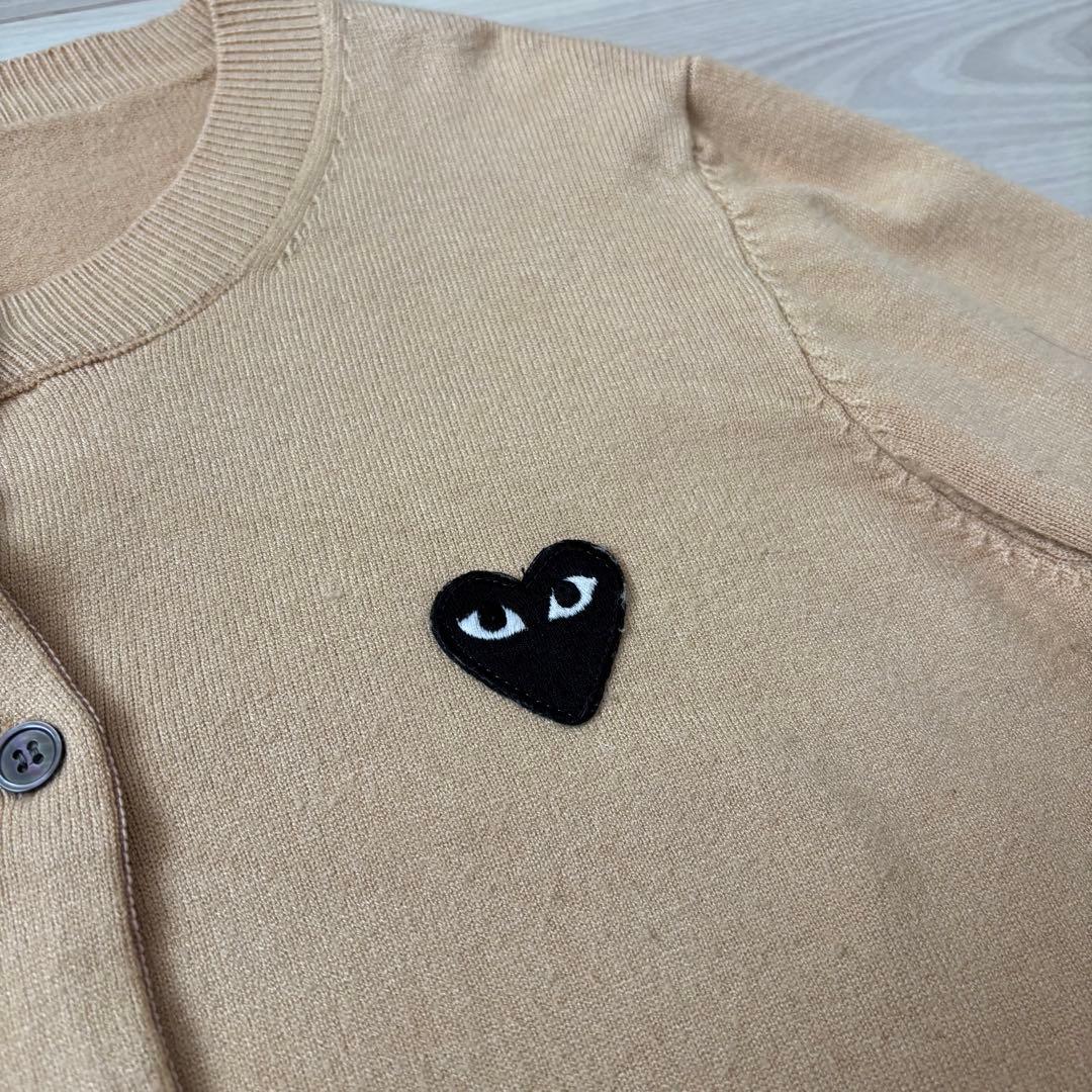 COMMEdesGARCONS 黒ハートカーディガンベージュ