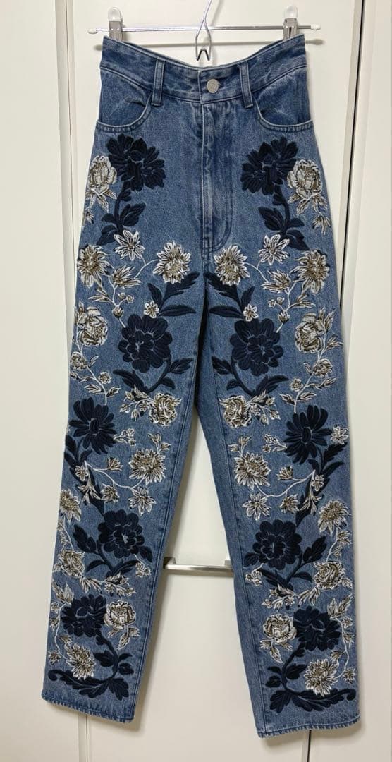 美品CLANE クラネ FLOWER EMBROIDERY PANTS ジーンズ