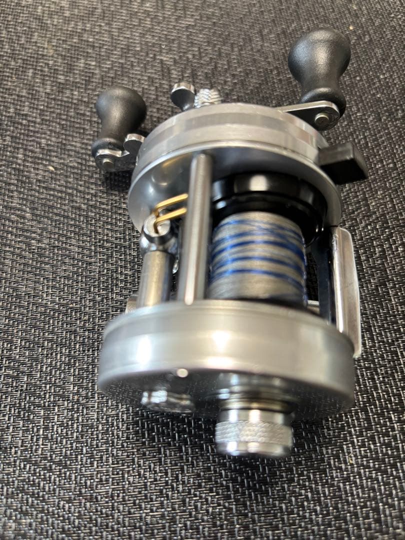 ABU アブ アンバサダー2500C IAR 美品 !！検）渓流 ベイトフィネス