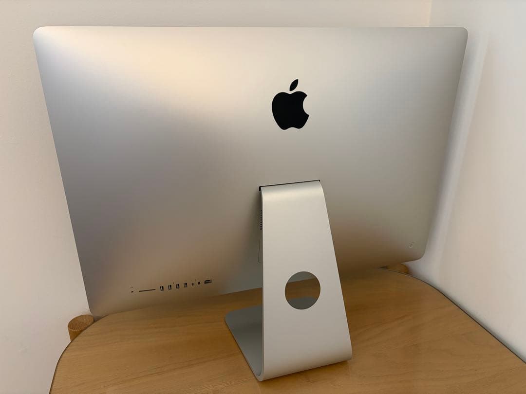 iMac Retina 5K 27インチ ディスプレイモデル MNED2J/A