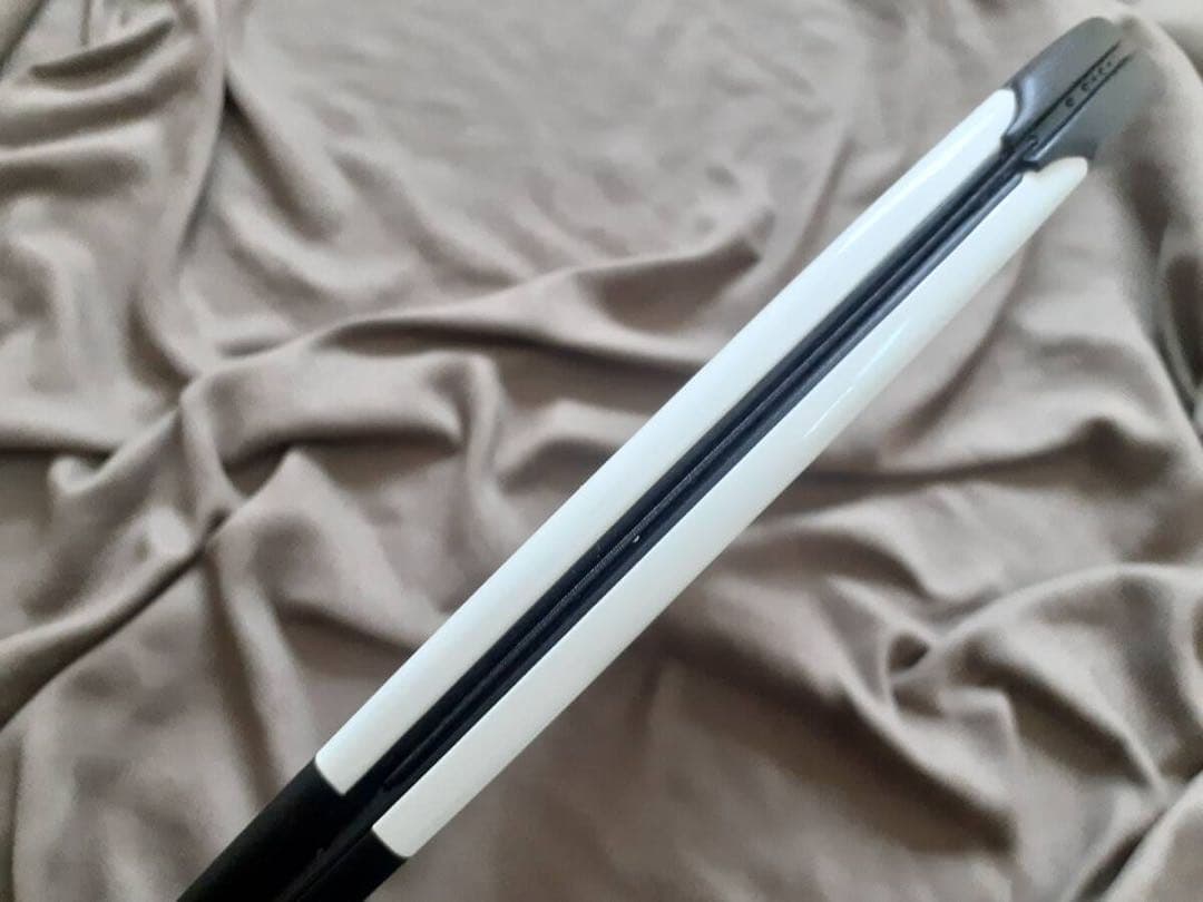 ラケット(硬式用) Pro Staff V12 G3