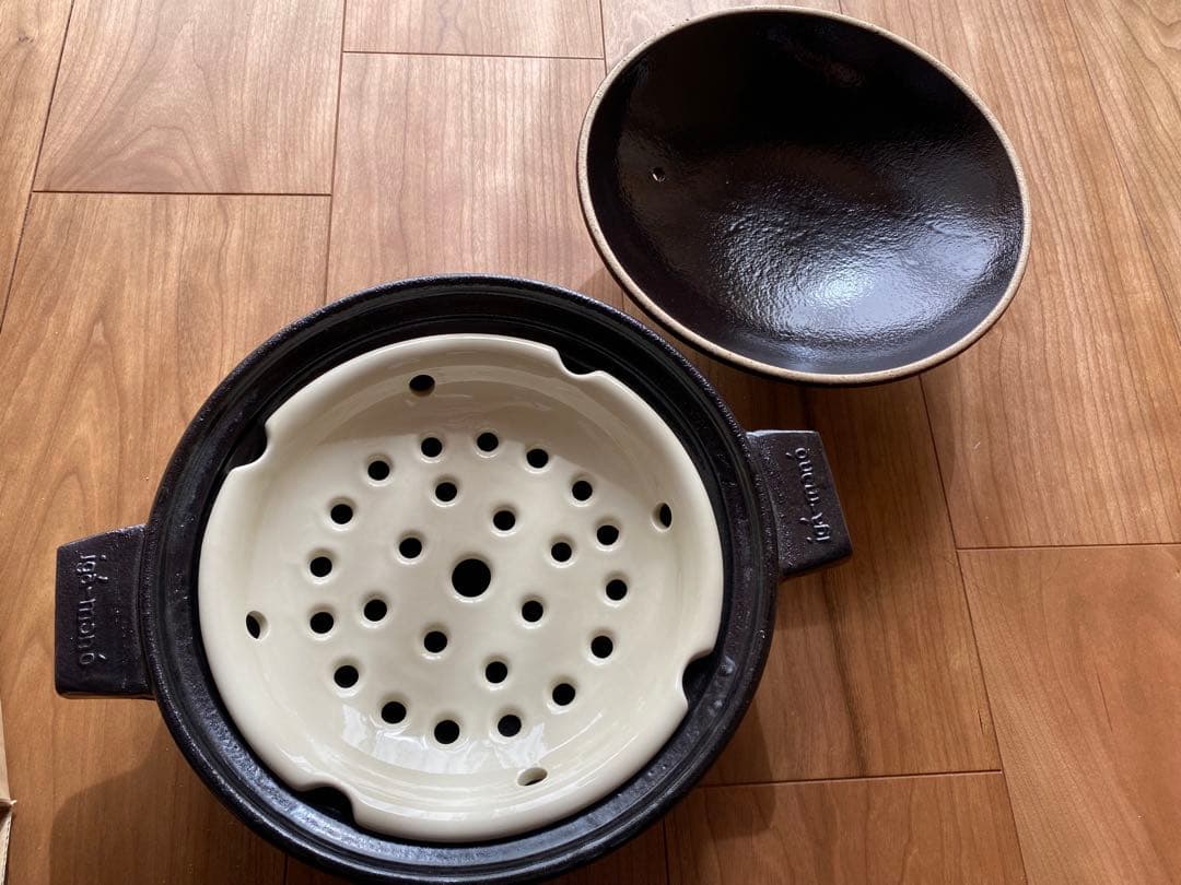 【新品・未使用品】長谷園　ビストロ蒸し鍋　黒