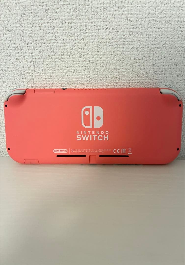 【未使用】Nintendo Switch Lite コーラル 本体＋純正充電器