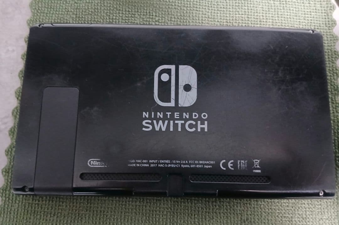 Nintendo Switch 本体 ジョイコンなし　ジャンク品