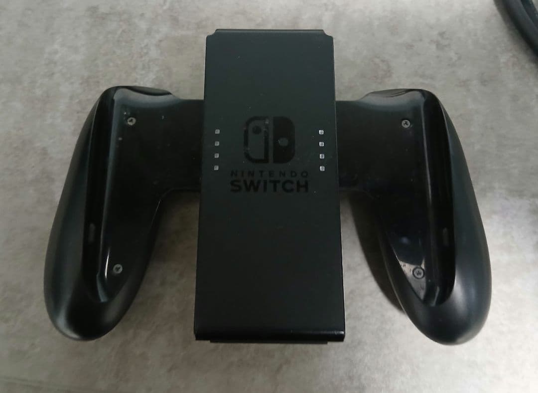 Nintendo Switch 本体 ジョイコンなし　ジャンク品