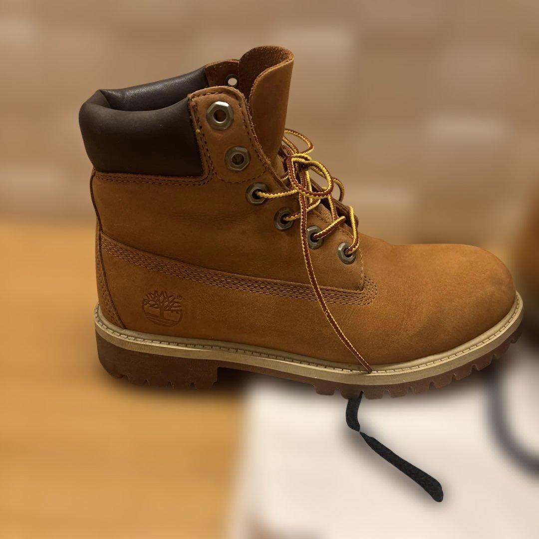 最終値下げ【22.5㌢】Timberland　6インチブーツ　レディース　キッズ