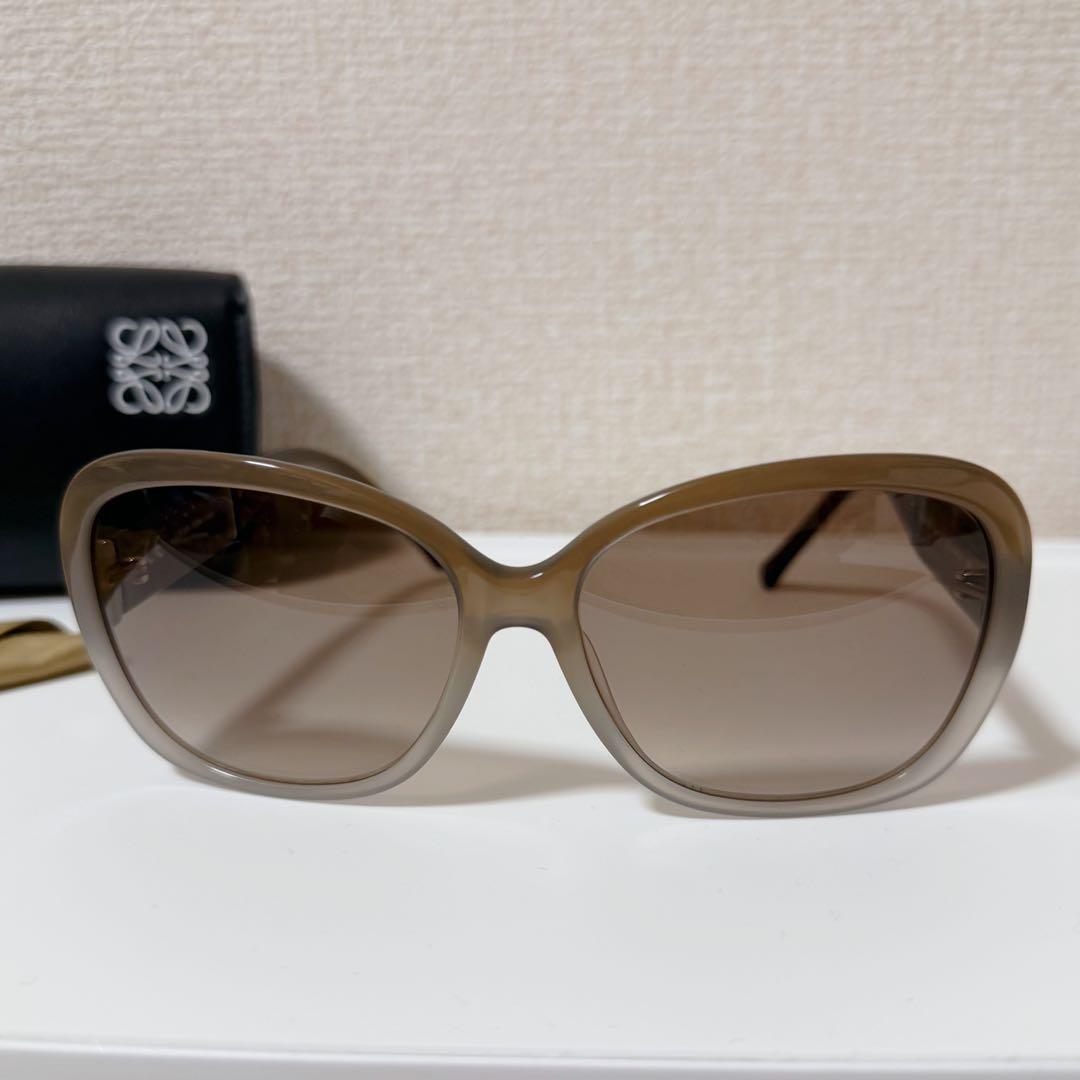 美品 LOEWE サングラス SLW937 オーバル 茶 アナグラム ケース付