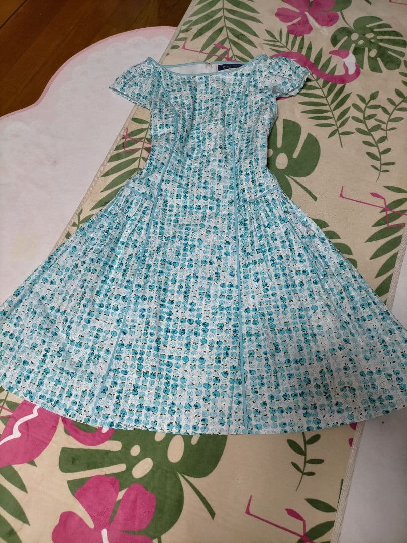 美品！とても可愛い！エムズグレイシーのワンピースです