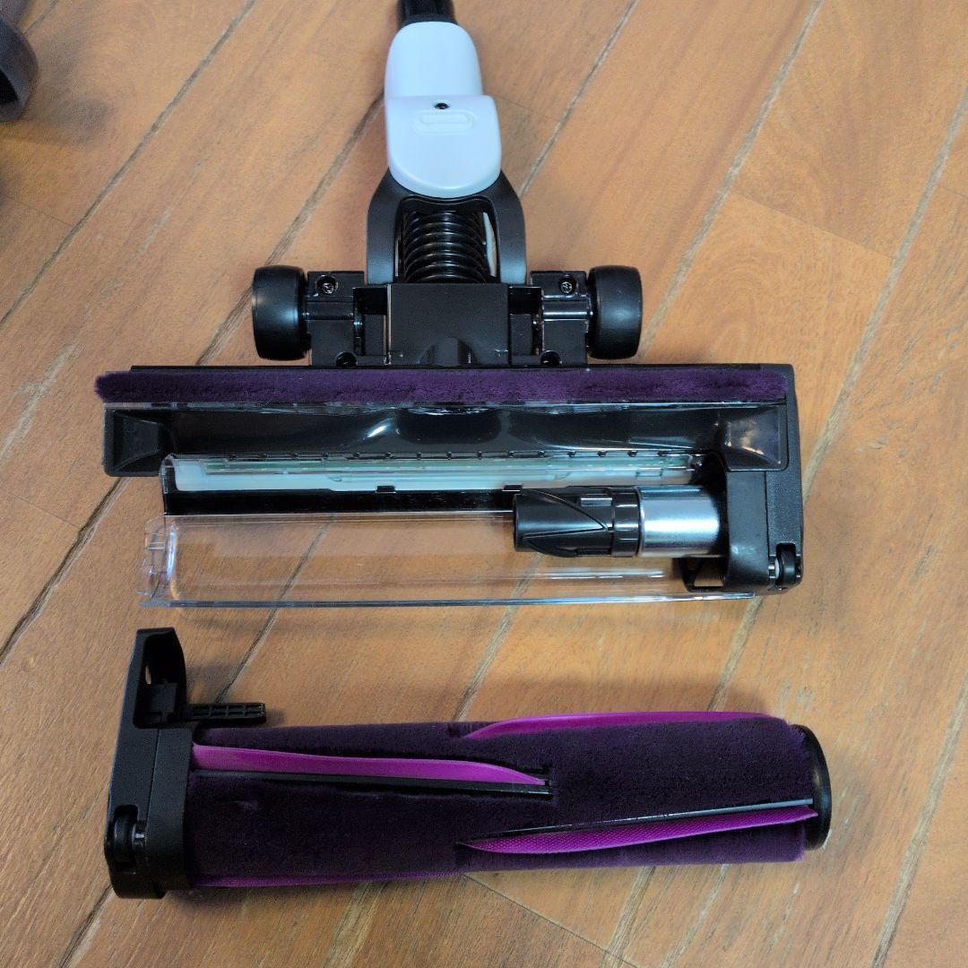 ★本日限定値引き中古美品 大人気Sharkコードレスクリーナー LC400JWH