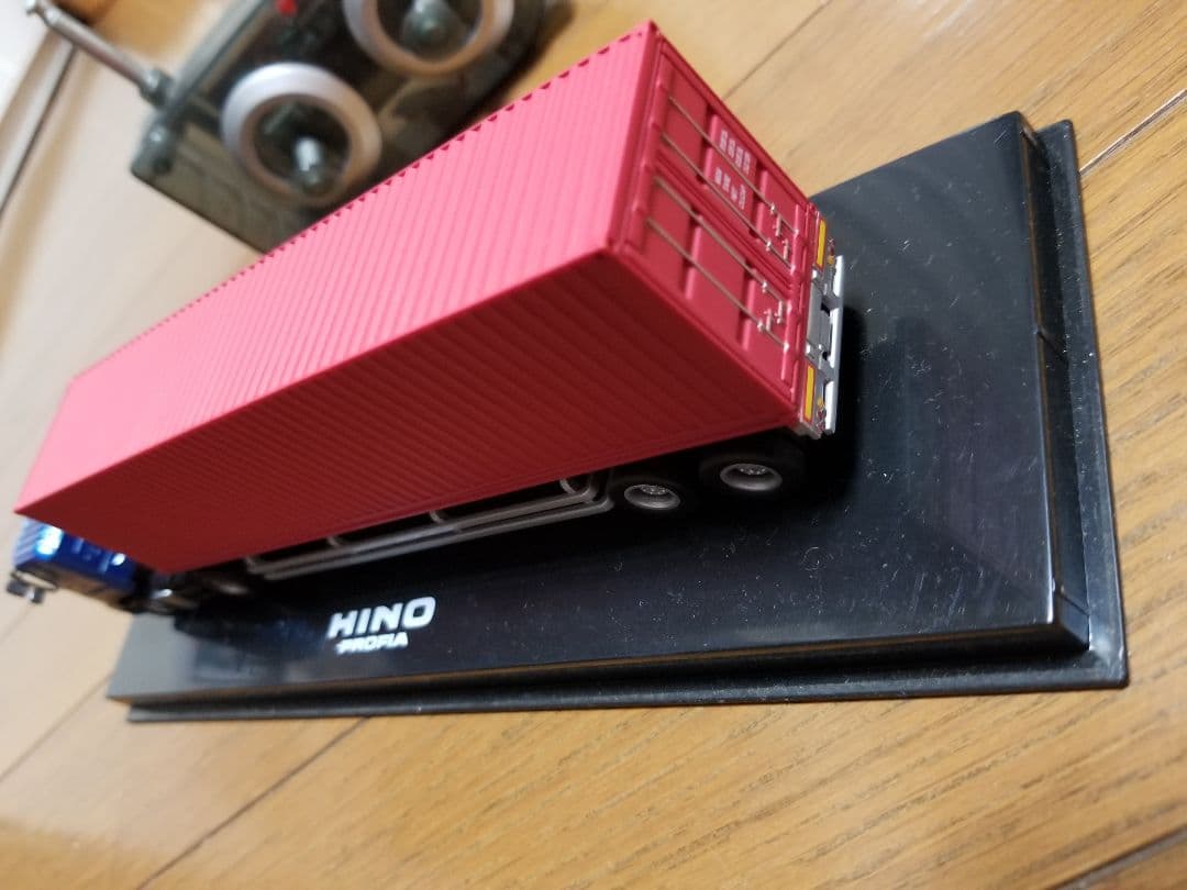 ラジコン　HINO PROFIA トラック