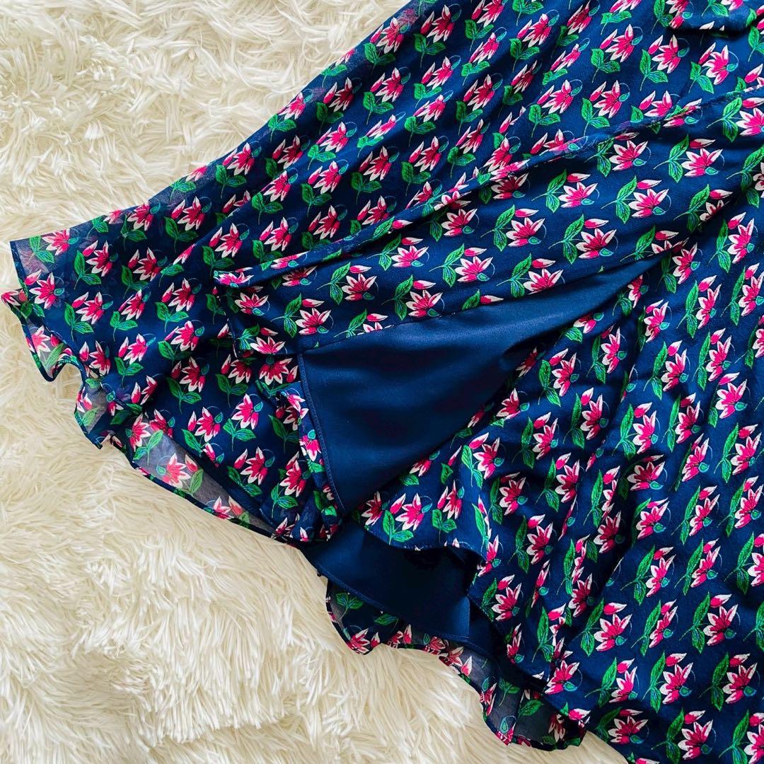 DVF●極美品●シルク100% 総花柄カシュクールIRINAラップワンピース M
