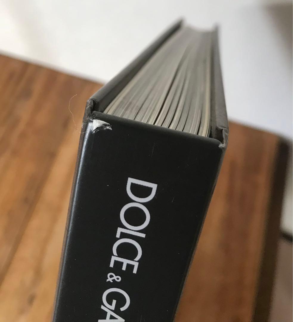 【洋書】Dolce & Gabbana Uomini