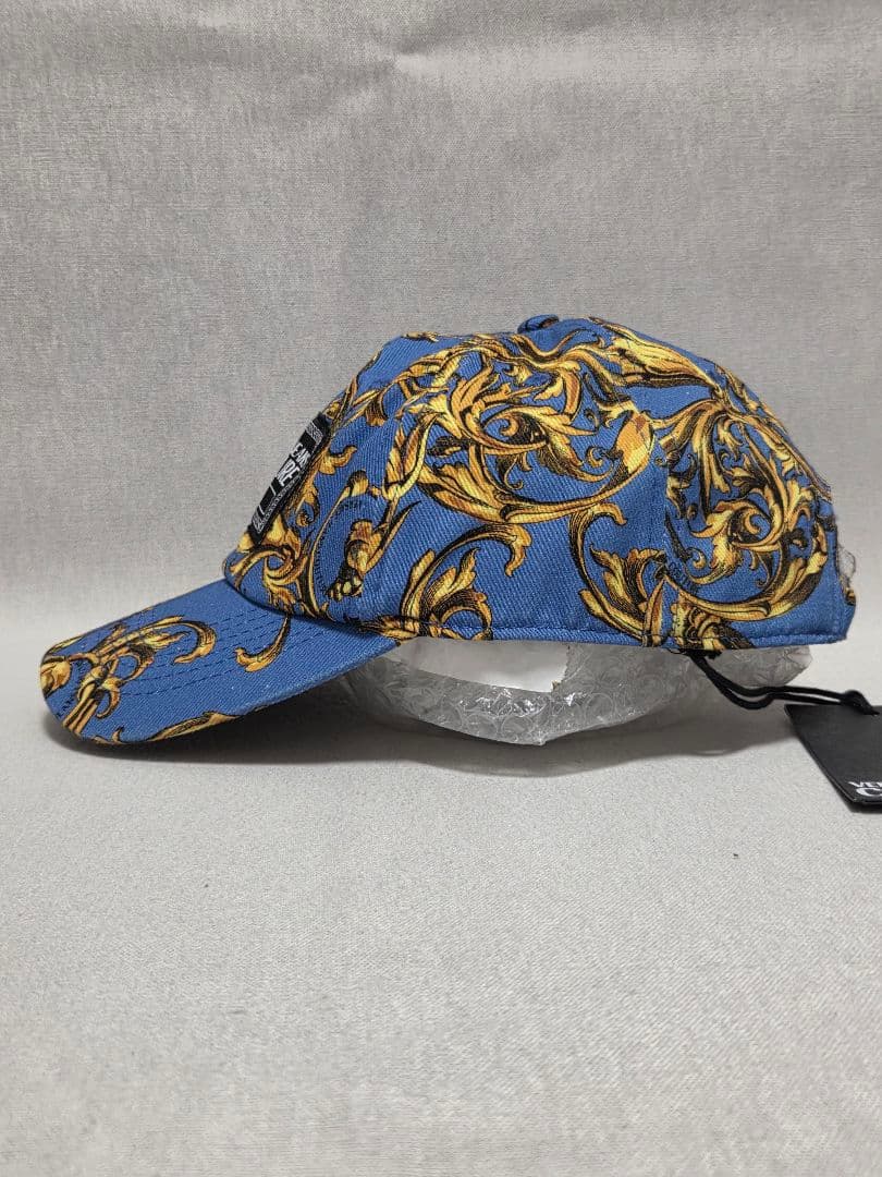 ♂♀新品・キャップ【Versace Jeans Couture】バロック柄　青