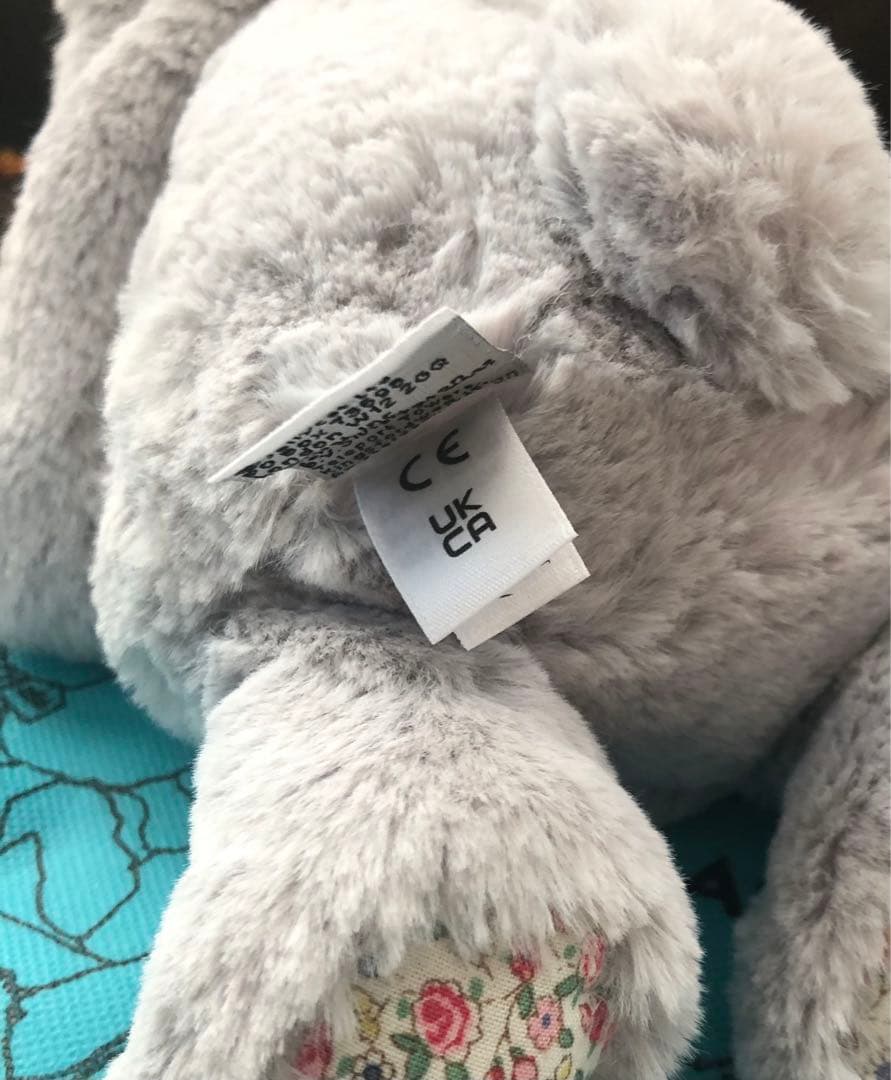 ジェリーキャット　Medium Blossom Silver Bunny M