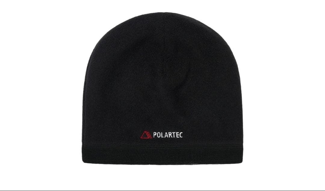 PALACE POLARTEC ブラックニット帽リバーシブルです。