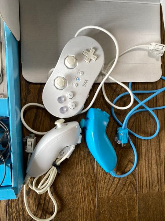 Wii 本体 まとめ 星のカービィ他 リモコン×4