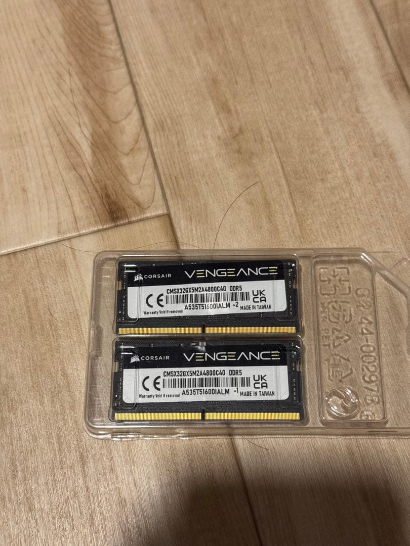 メモリー Corsair DDR5 16gbx2 (32Gb) 4800Mhz