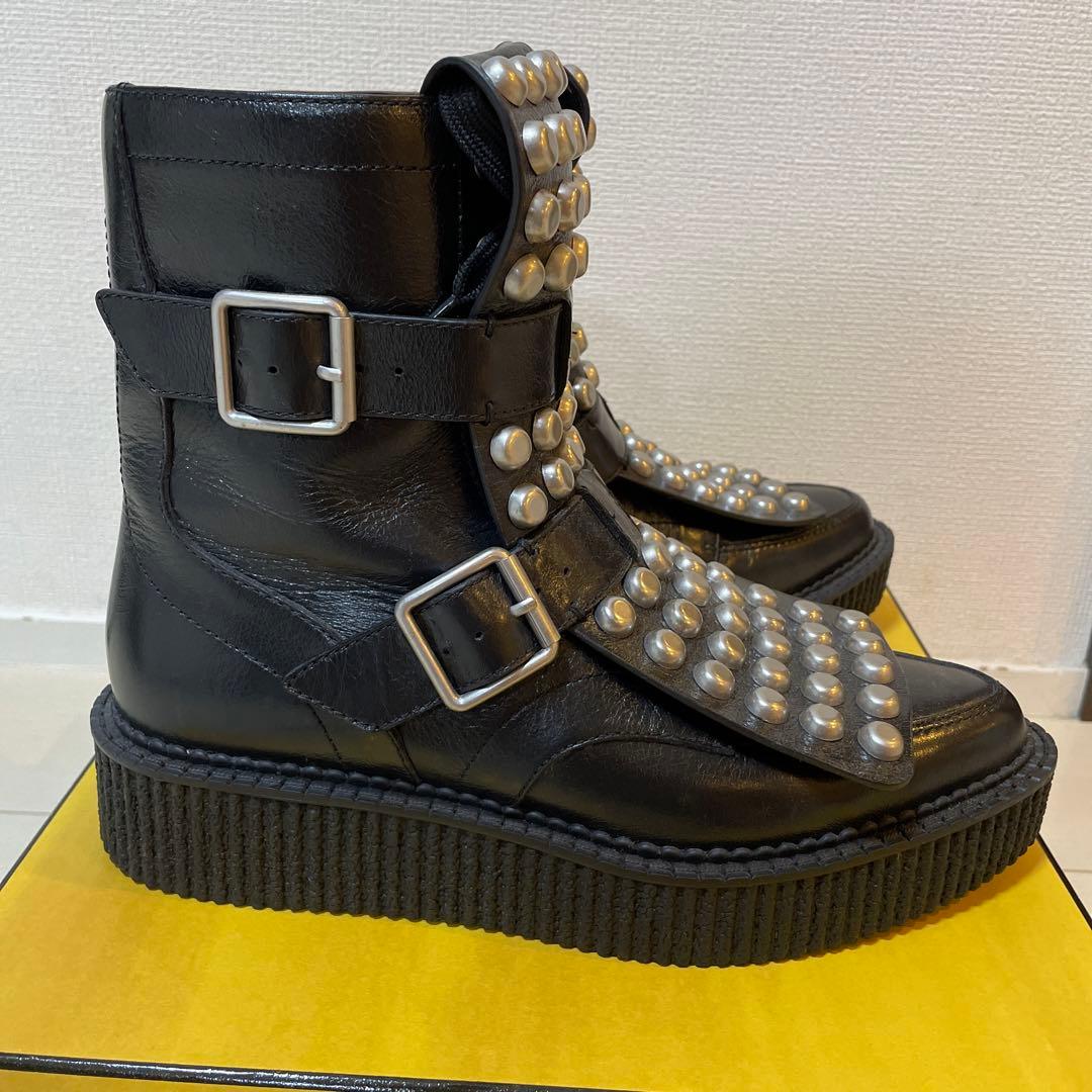 お値下げしました　MARC BY MARC JACOBS スタッズショートブーツ