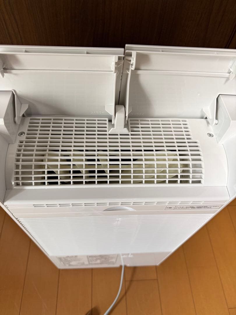 Panasonic ナノイーX 衣類乾燥除湿機　ホワイト　F-YHVX120