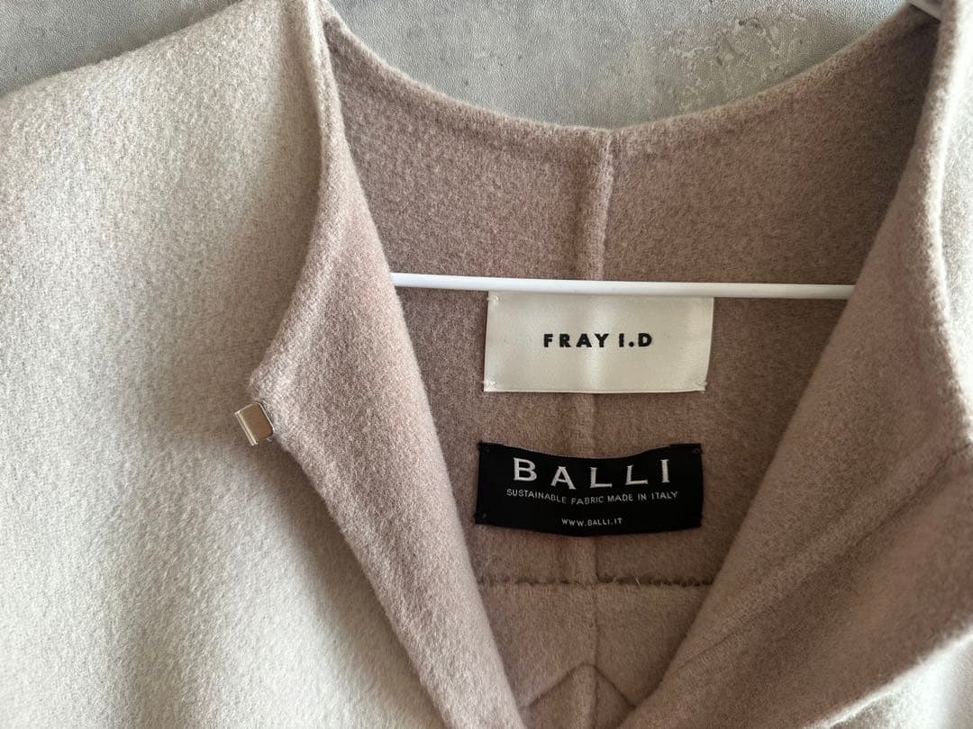 【完売品】FRAY.I.Dフレイアイディー　カシミヤ混BALLIリバーコート