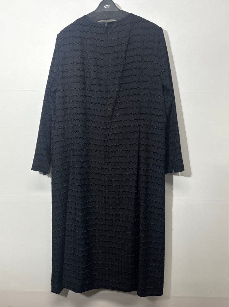 【新品】定価88,000円　レリアン　フォーマルワンピース　ブラック17＋