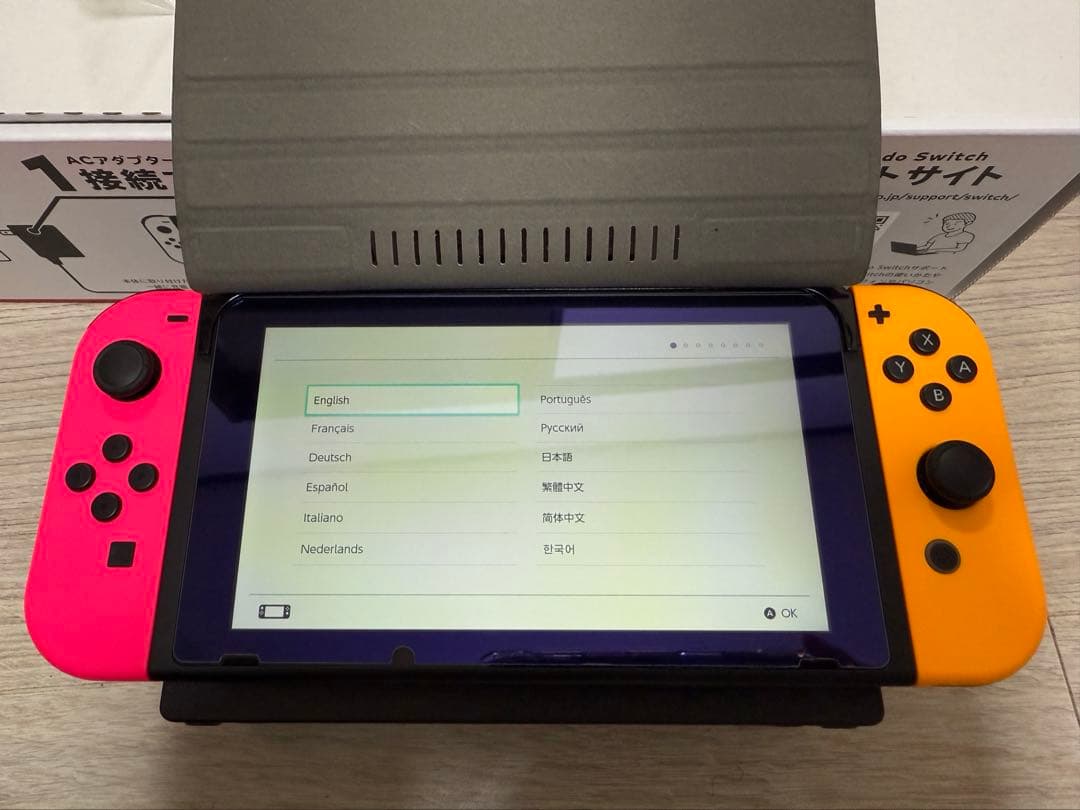 【動作確認済み】 Switch ネオンピンク ネオンオレンジ カービィ ケース付