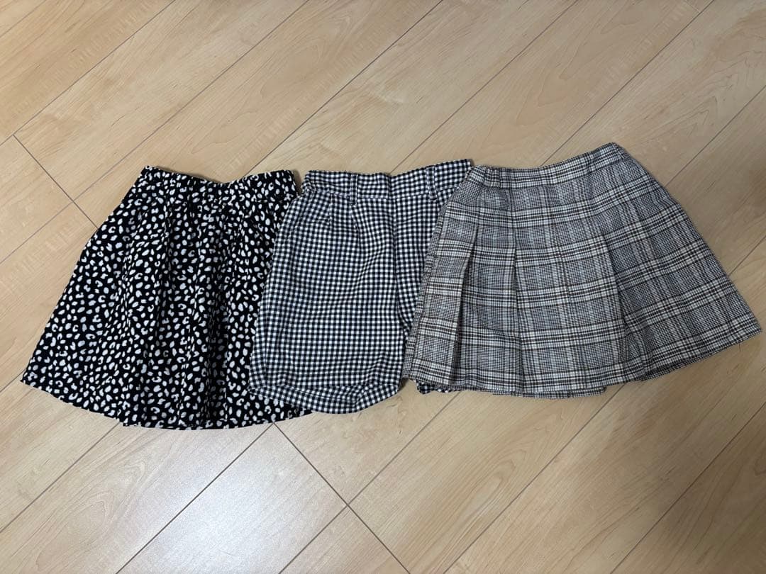 女の子　130 アウター　トレーナー　ニット　スカート　ワンピ　まとめ売り