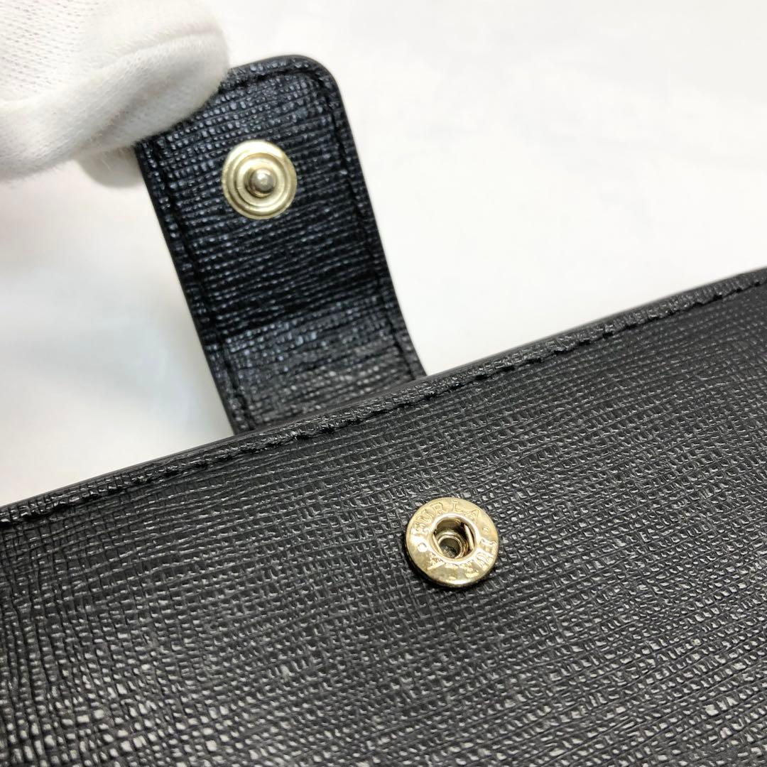 未使用✨極美品　FURLA フルラ　二つ折り財布 ブラック　ゴールド　箱付き