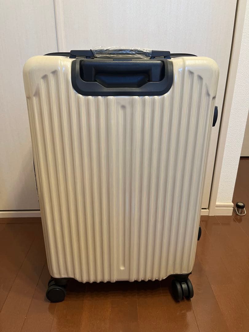 【新品未使用】ClioClioキャリーケース 拡張機能付き　Mサイズ