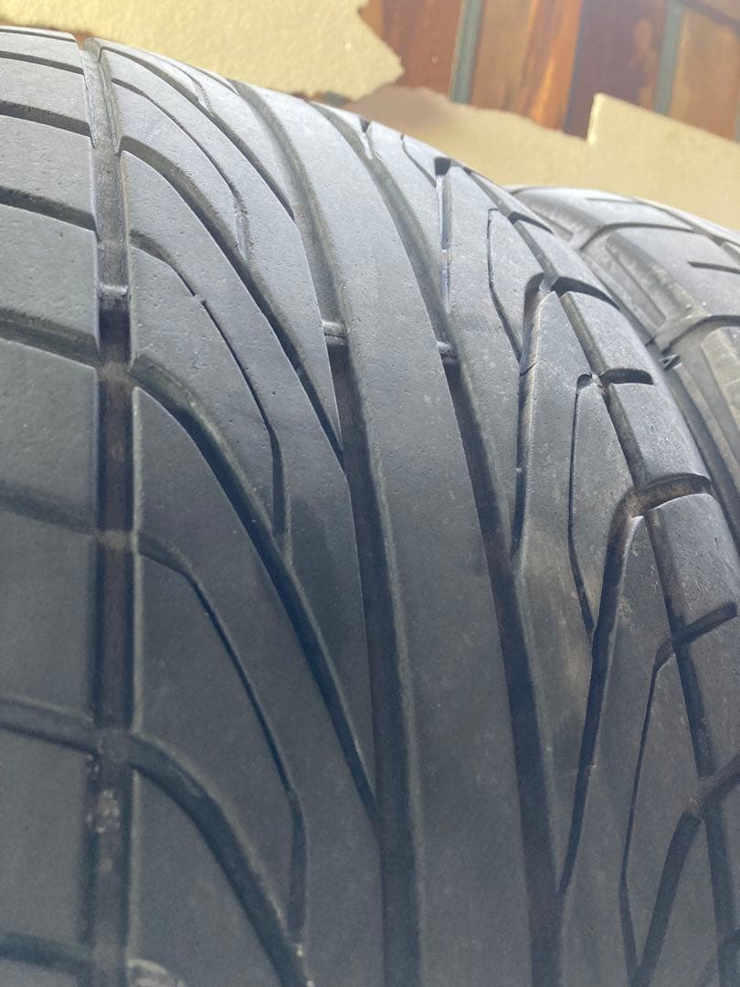 国産ダンロップ。215/50R17インチ　サマータイヤ 4本セット