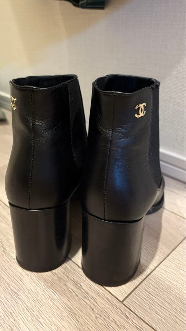 CHANEL シャネルショートブーツ　レザー ブーティ 高ヒール