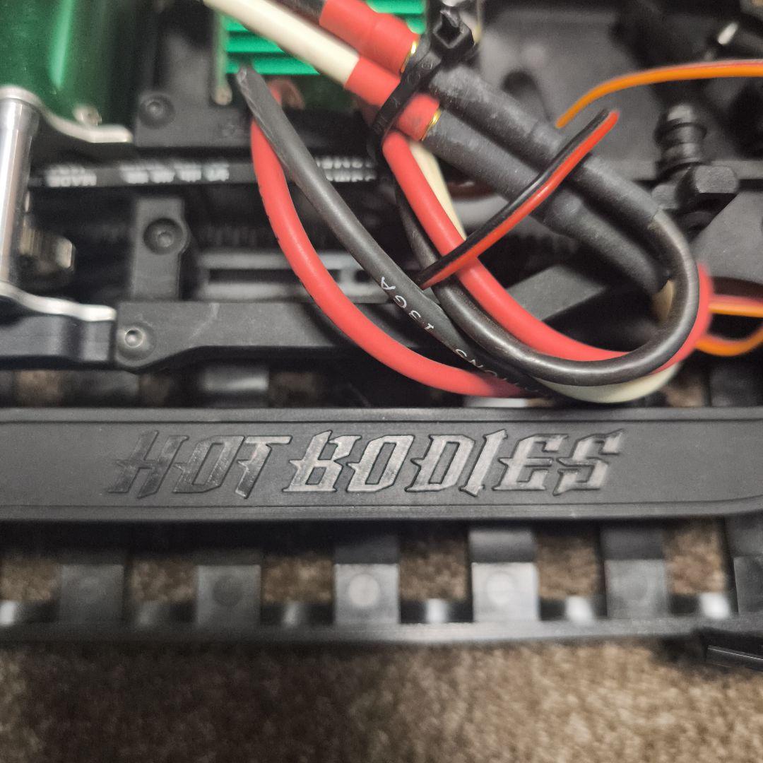 HOT BODIES 4WDラジコンシャーシ
