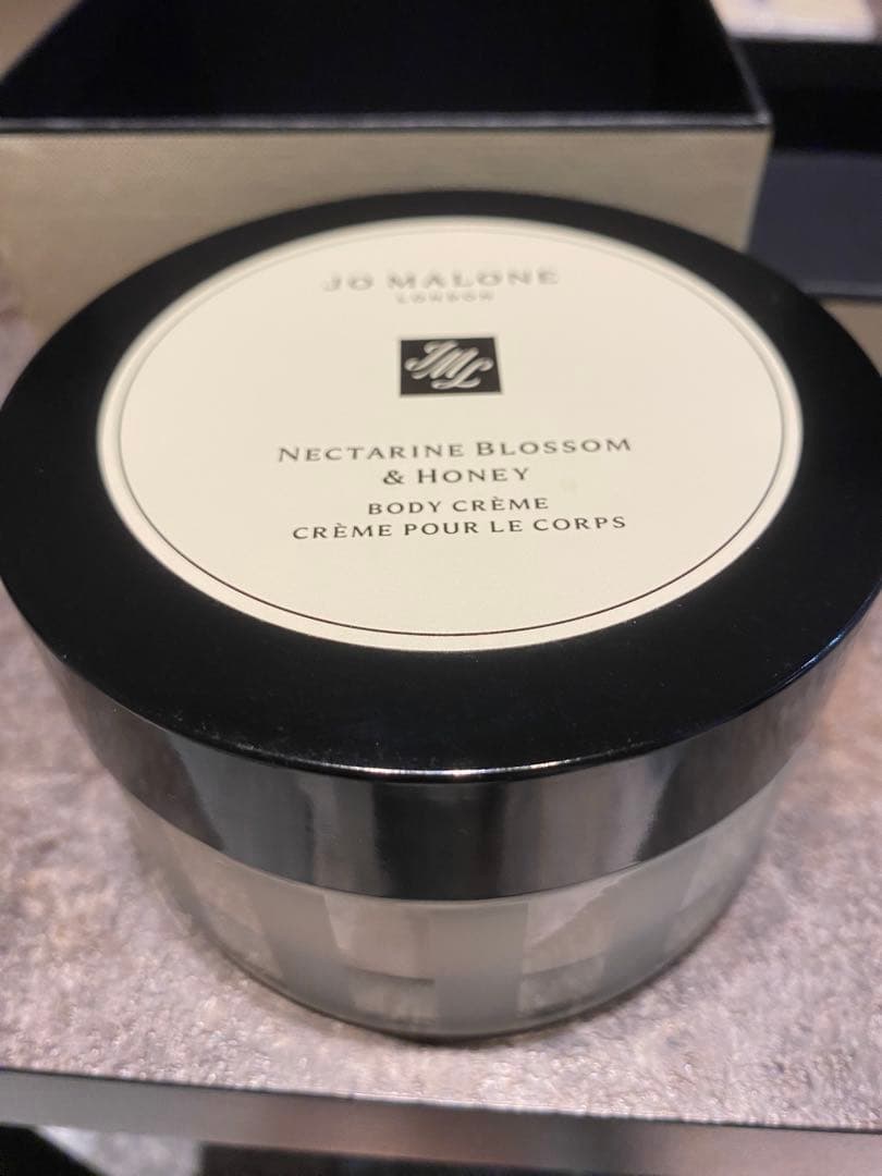 JO MALONE ネクタリンブロッサム & ハニー ボディクリーム