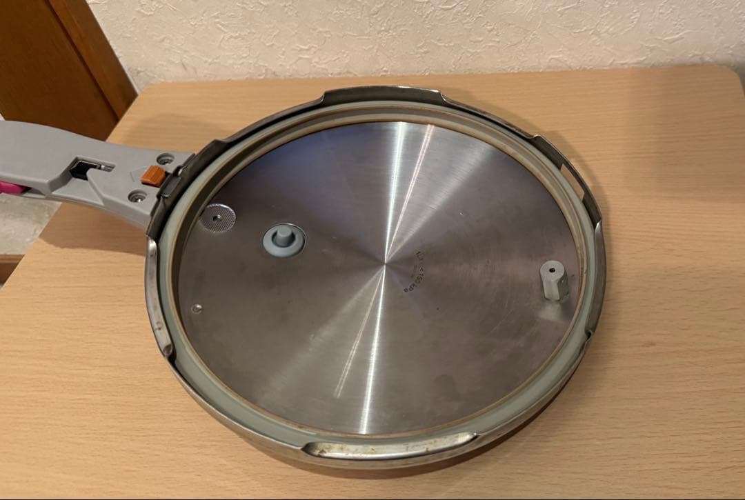 タッパーウェア レインボークッカー 圧力鍋 4.5L