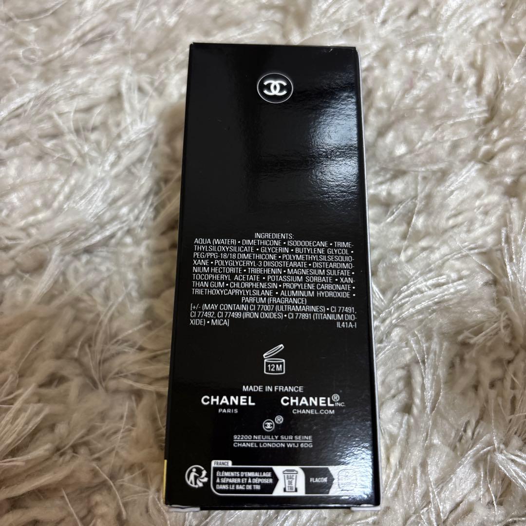 CHANEL ファンデーション リキッド ウルトラ ル タン フリュイド