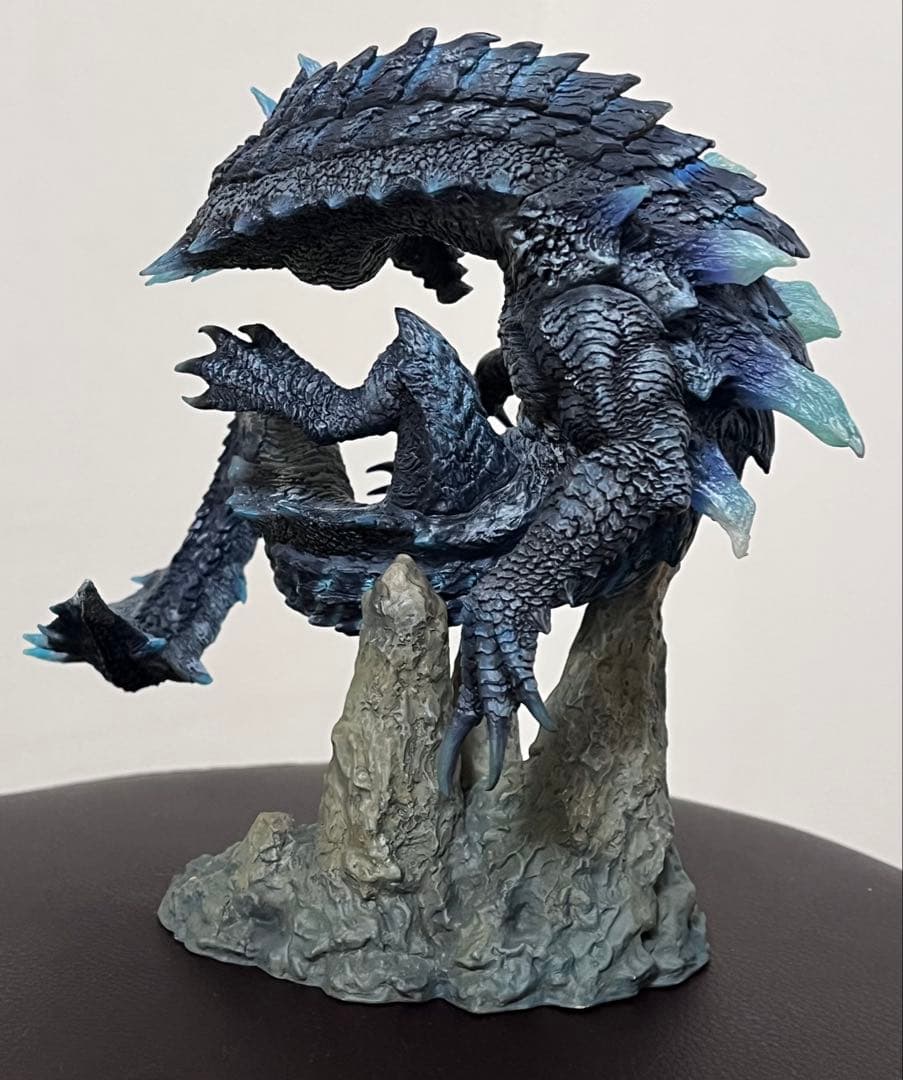 【箱付き】モンスターハンター　クリエイターズモデル ラギアクルス希少種