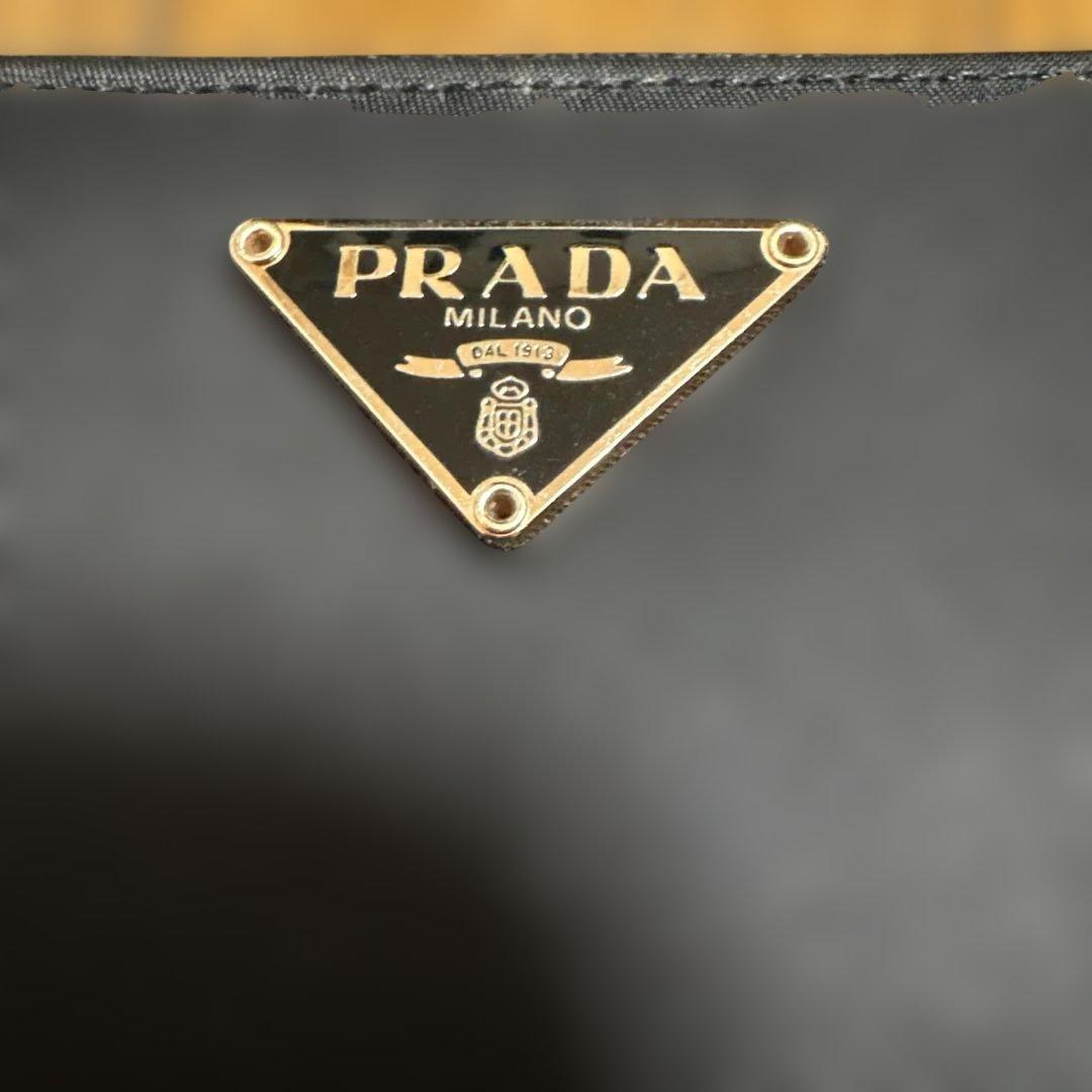 もっちゃんさん専用⭐︎ PRADA ブラック ナイロン 二つ折り財布