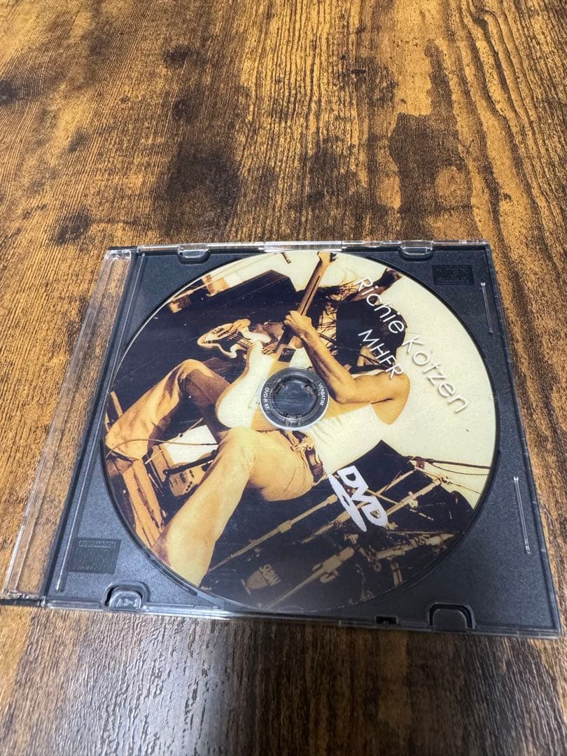 【超豪華】リッチー・コッツェン セット (教則DVD/TシャツL/ニット帽/YG