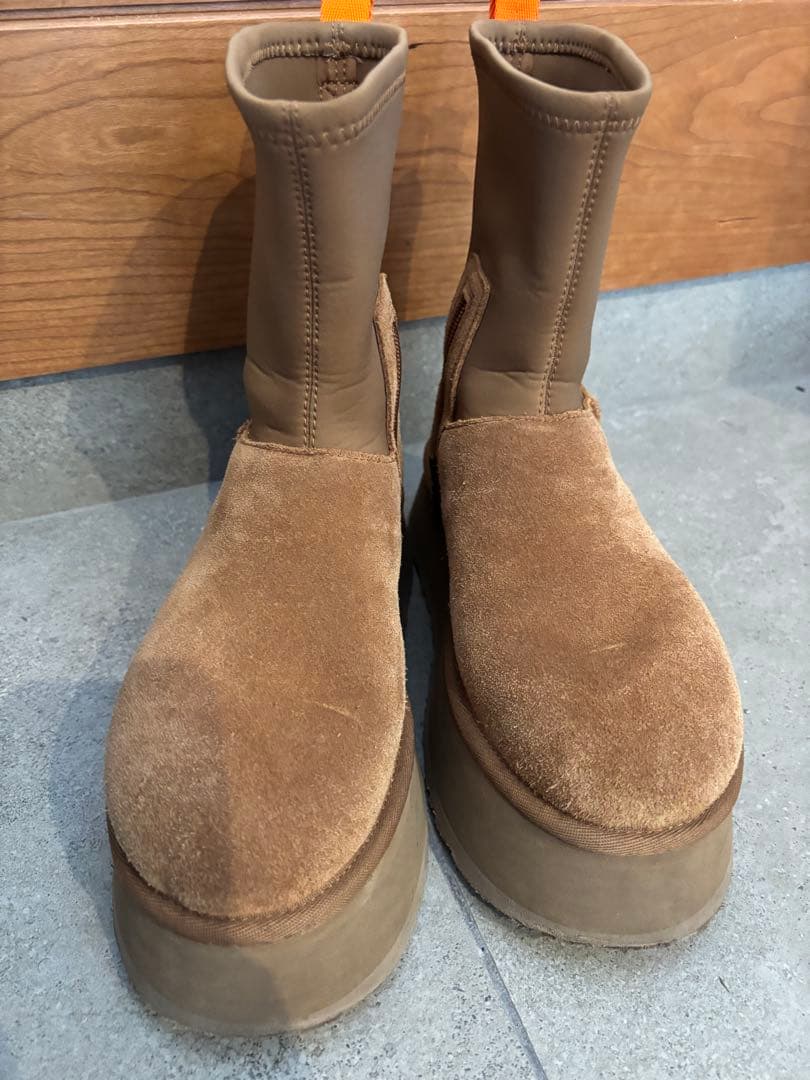 断捨離中※UGG クラシックディッパー ブラウン スエード 厚底 ムートン