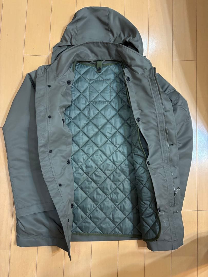 ナイロンツイルフーデットブルゾン