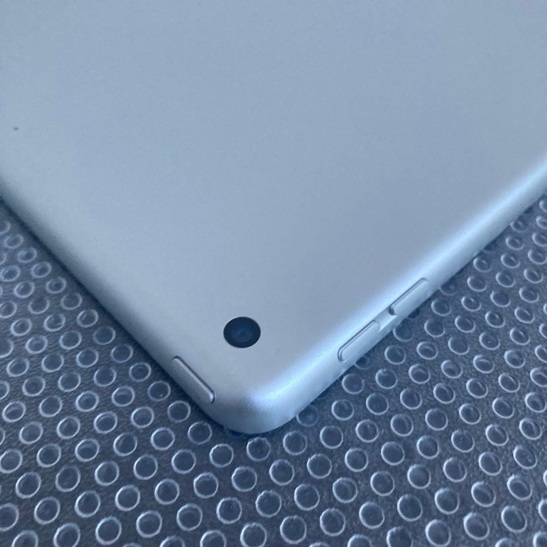 605【早い者勝ち】電池良好☆iPad8 第8世代 32GB WIFIモデル☆