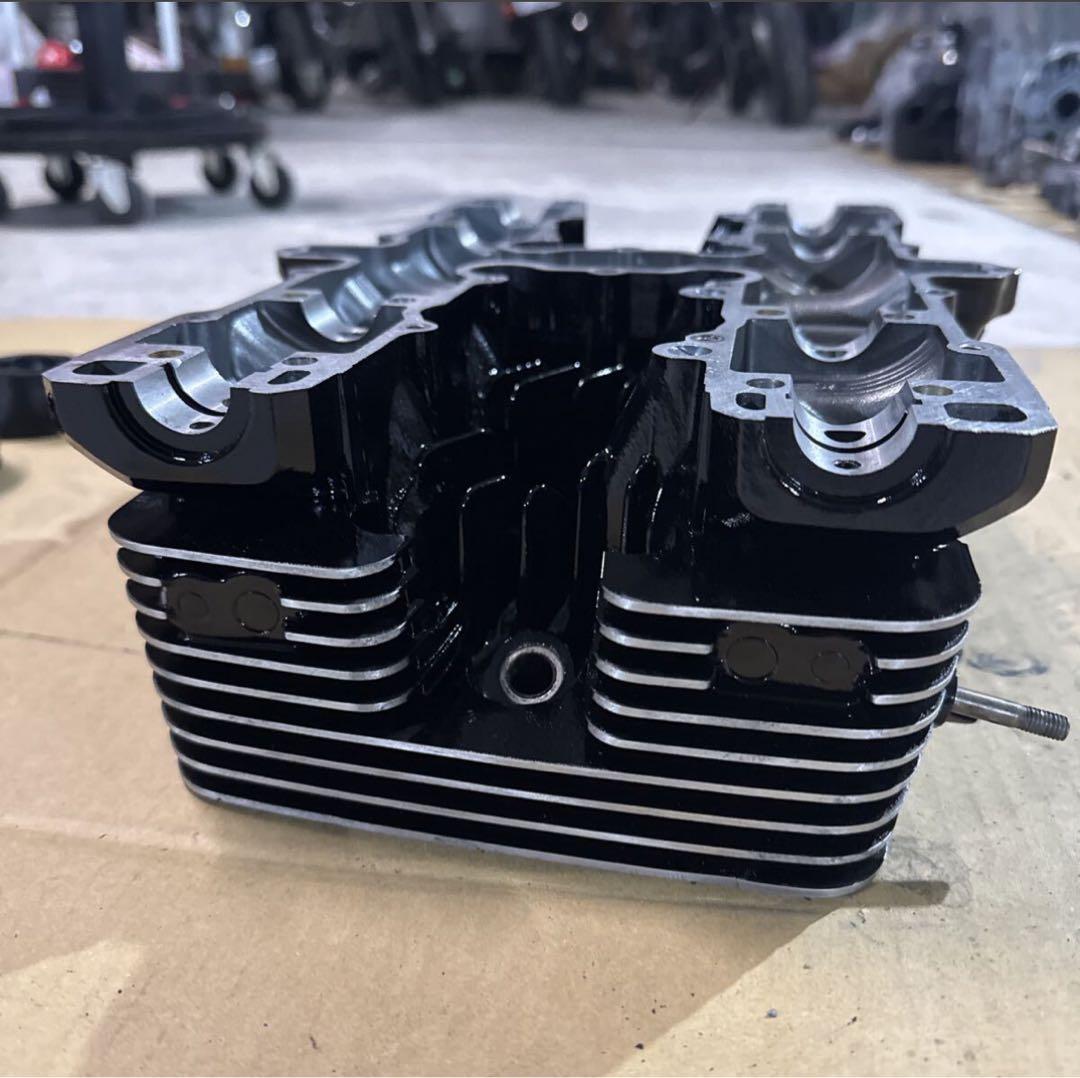 ゼファー400 純正シリンダーヘッド　黒塗り　美品