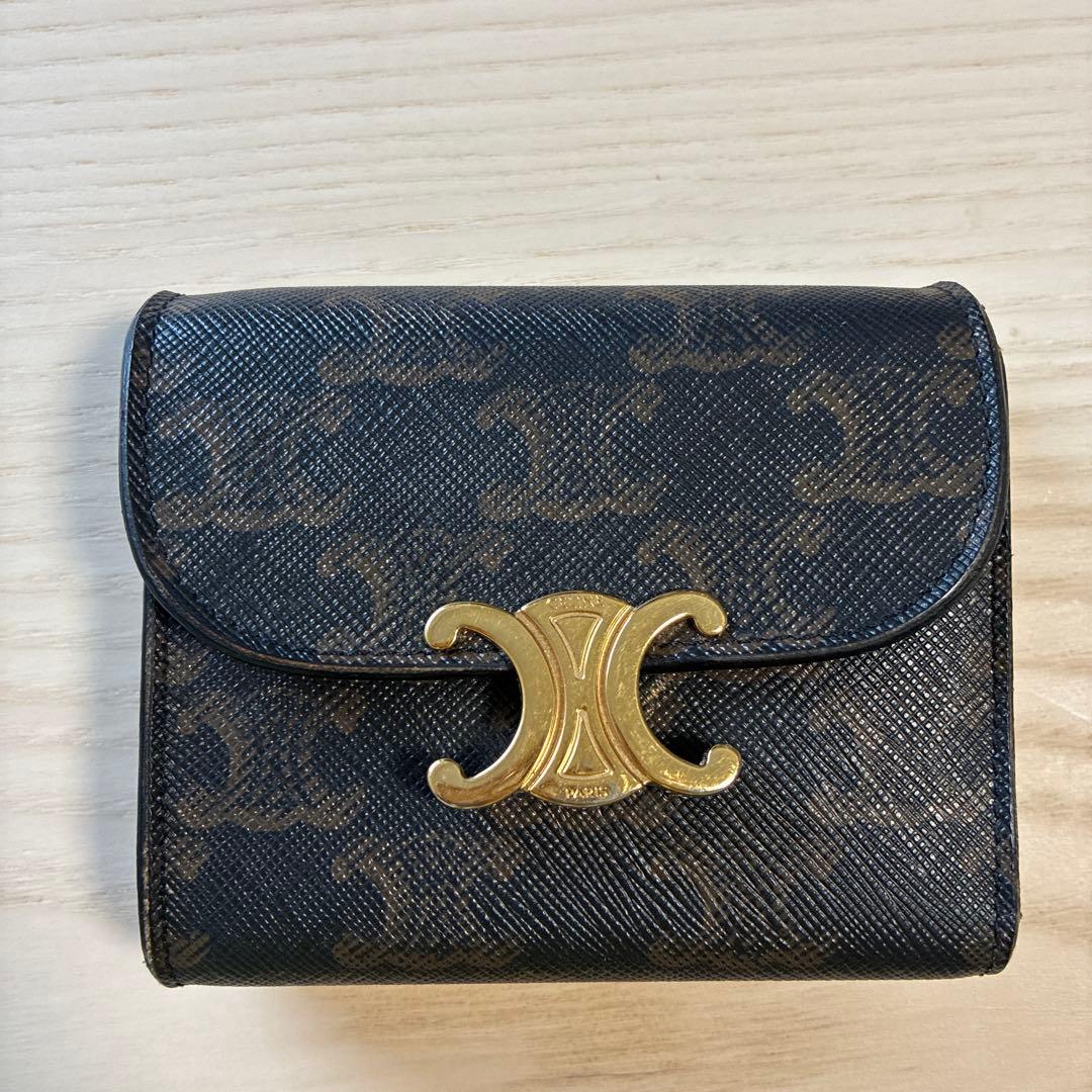 CELINE 三つ折り財布 ブラック レザー