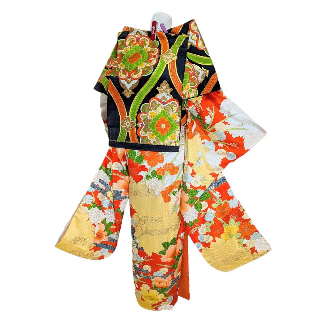 【振袖セット】花取り模様　金駒刺繍　白　オレンジ　6点セット　正絹　アンティーク